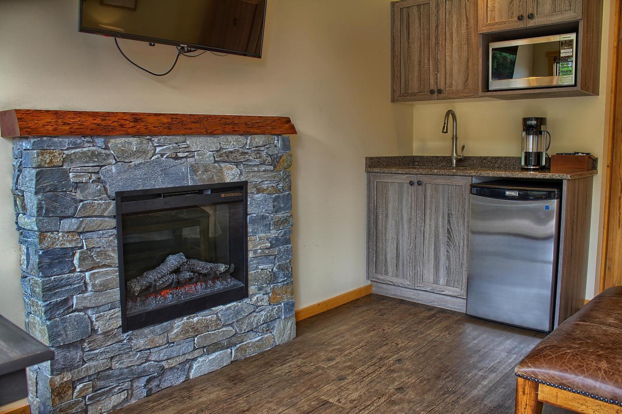Wild Renfrew Seaside Cottages Port Renfrew Ruang foto