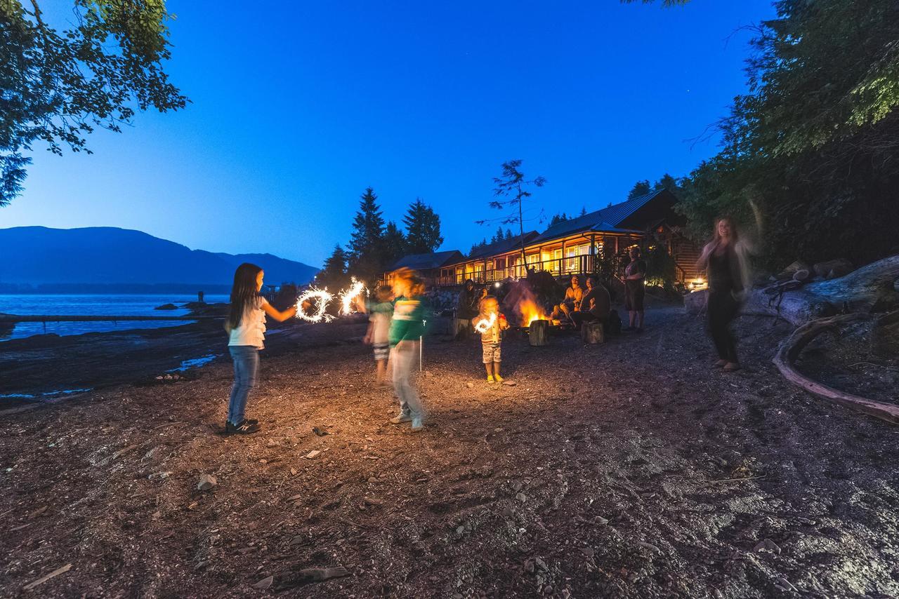 Wild Renfrew Seaside Cottages Port Renfrew Bagian luar foto