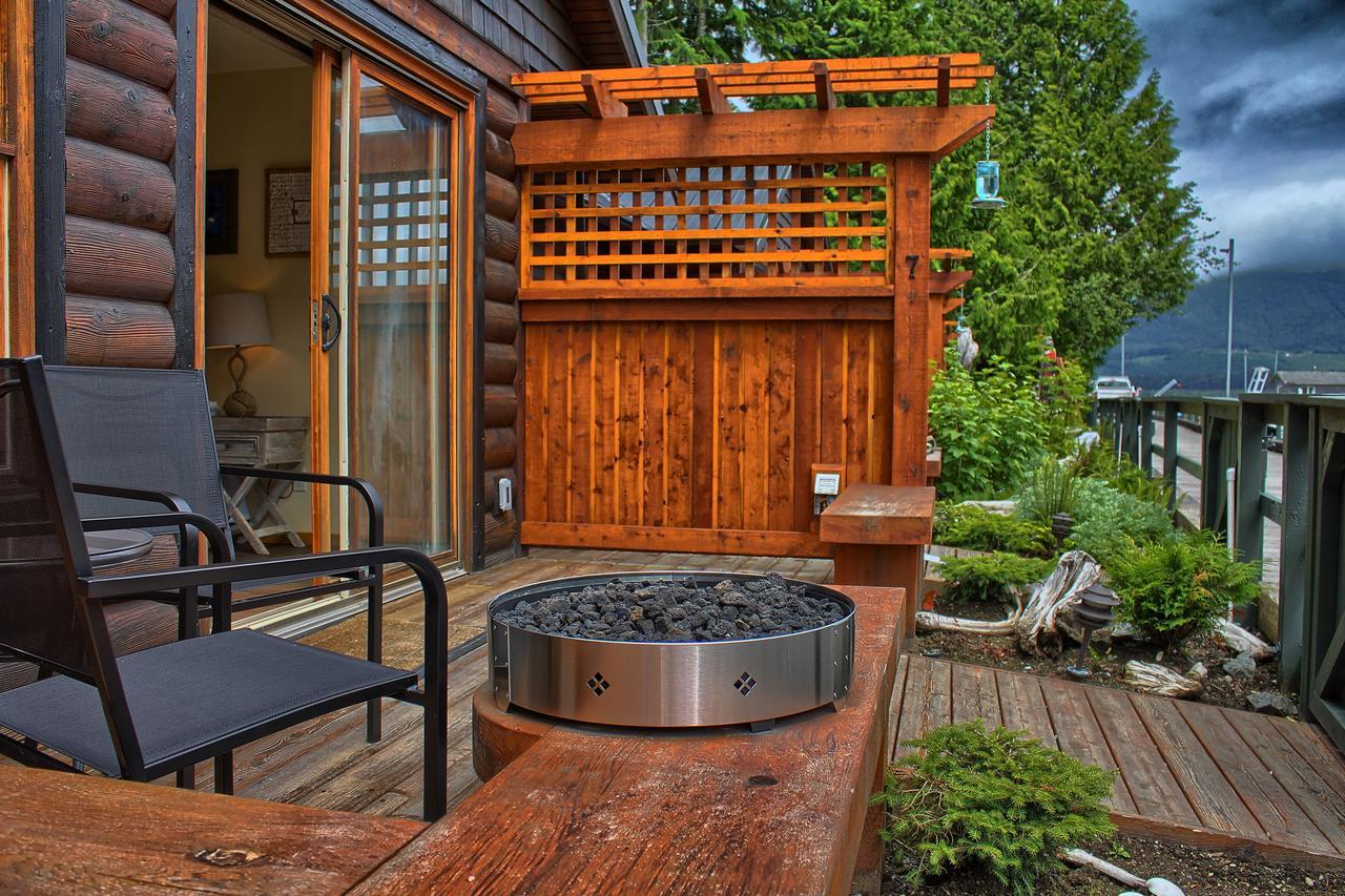 Wild Renfrew Seaside Cottages Port Renfrew Ruang foto