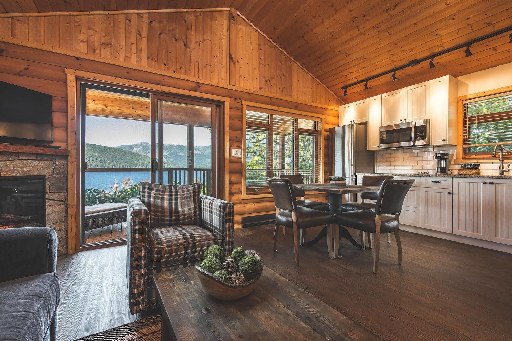 Wild Renfrew Seaside Cottages Port Renfrew Bagian luar foto