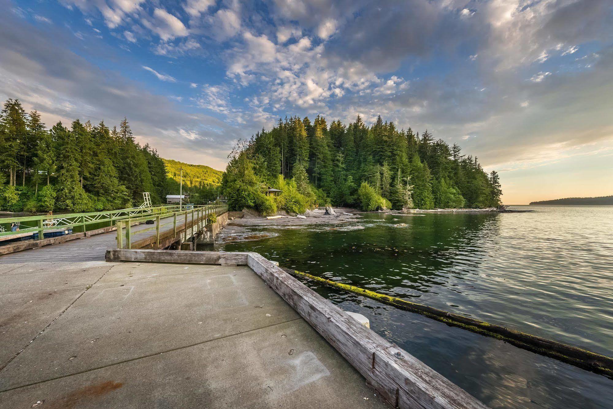 Wild Renfrew Seaside Cottages Port Renfrew Bagian luar foto